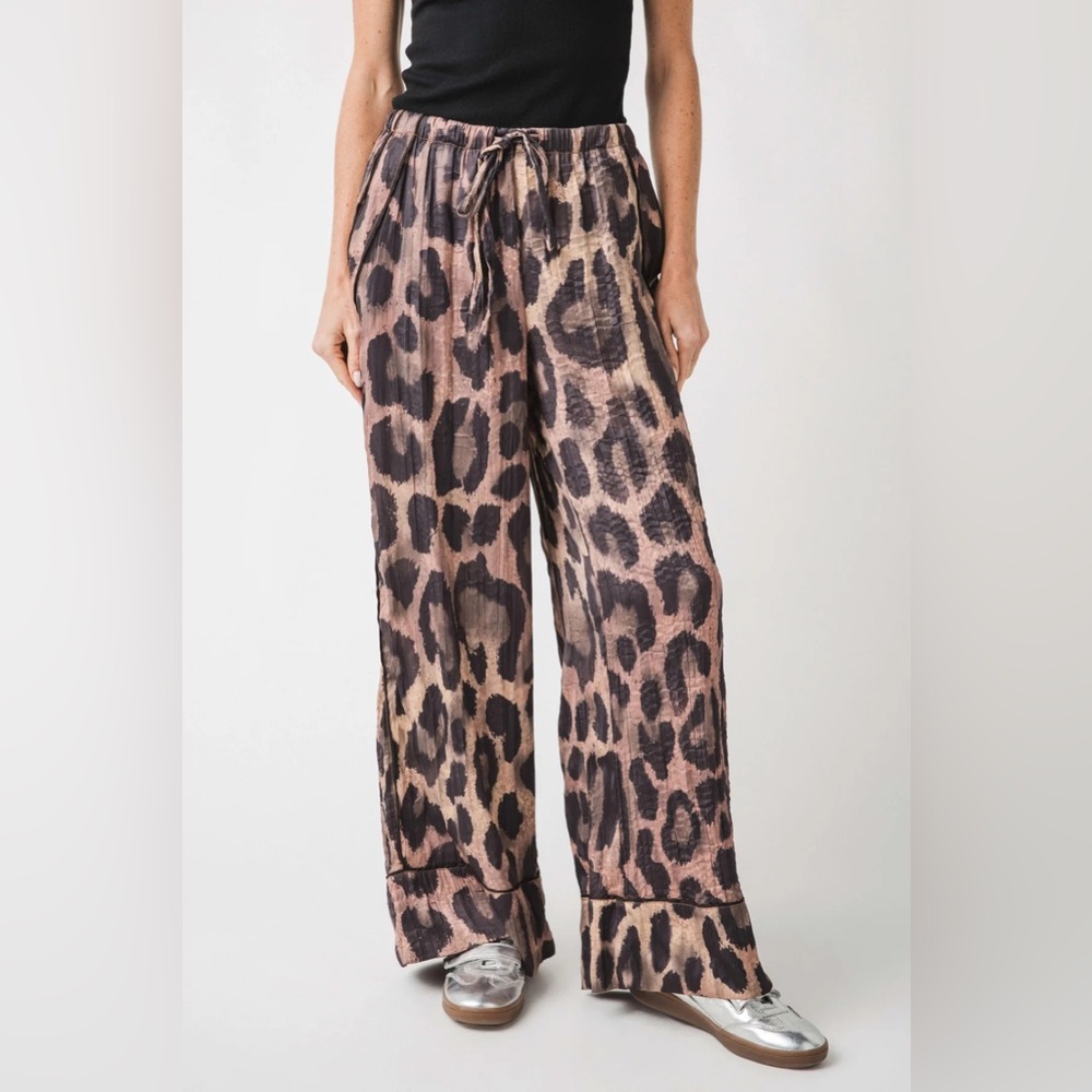Free People All Out Satin Leopard Pants Size XS NWT